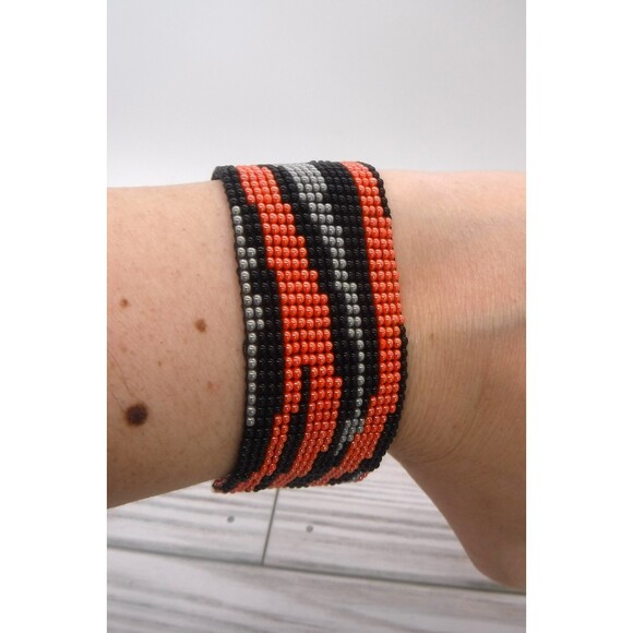 Loom Beaded Bracelet Black & Orange - Picture 1 of 4